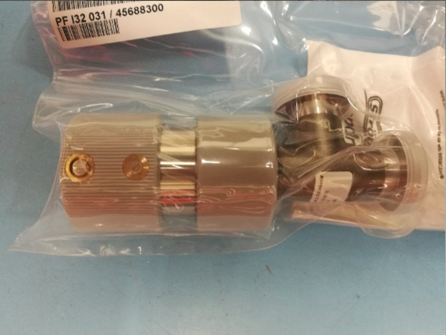 Dosing valve Pfeiffer Vacuum, DN 16